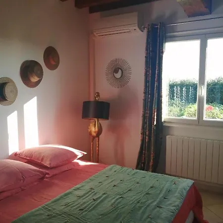 D'hotes Les Moutons Bleus Bed & Breakfast Le Tronquay (Eure)